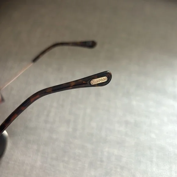 Tom Ford Sunglasses - Picture 4 of 9